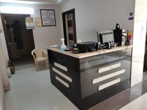 Oyo Flagship 80855 Hotel R Grand Vijayawāda Extérieur photo