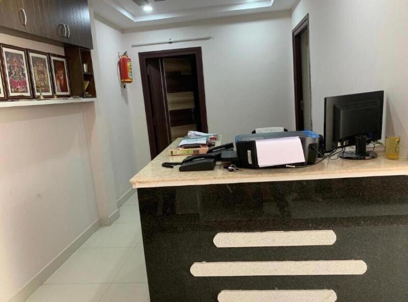 Oyo Flagship 80855 Hotel R Grand Vijayawāda Extérieur photo